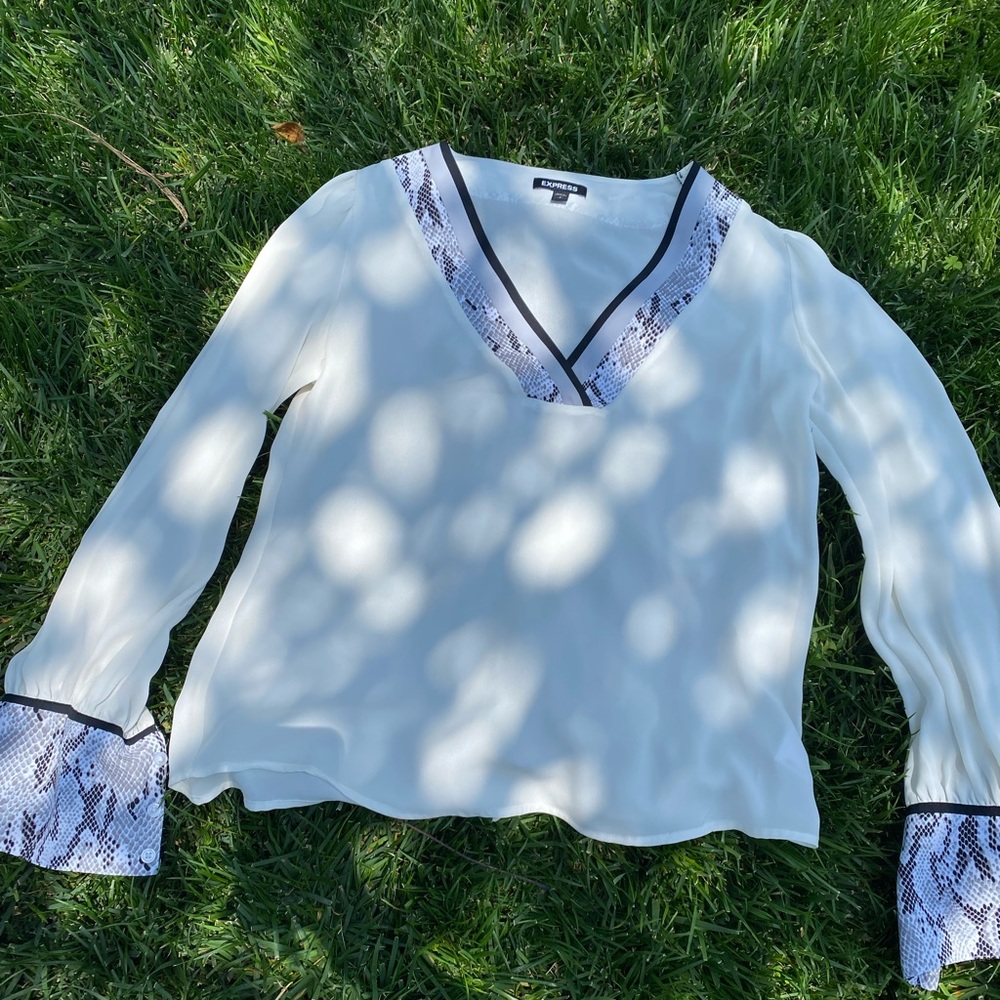 ELEGANT BLOUSE